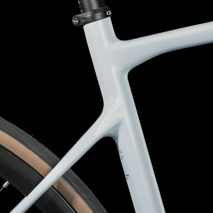 Cube Attain GTC Race flashwhite´n´black
